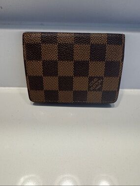Authentic Louis Vuitton Damier Ebene Card Holder